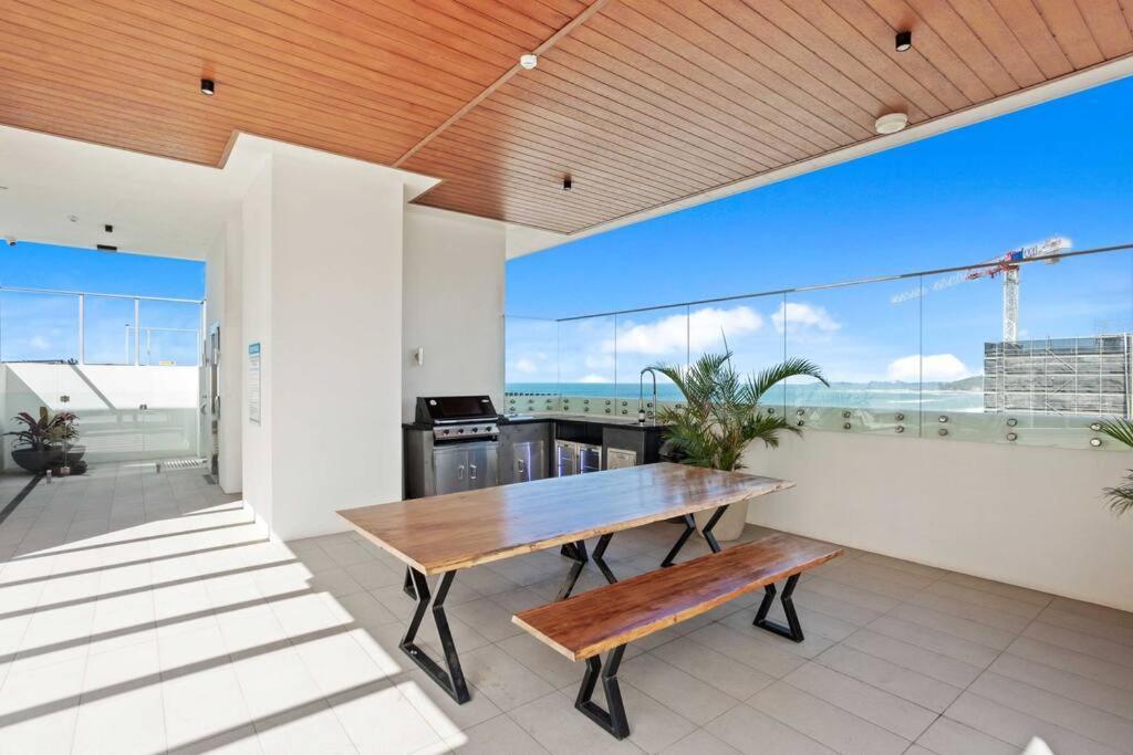 Ocean View Luxury In Periscope Apartment *